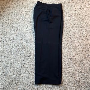 Calvin Klein 32/30 Black Flat Front Straight Leg